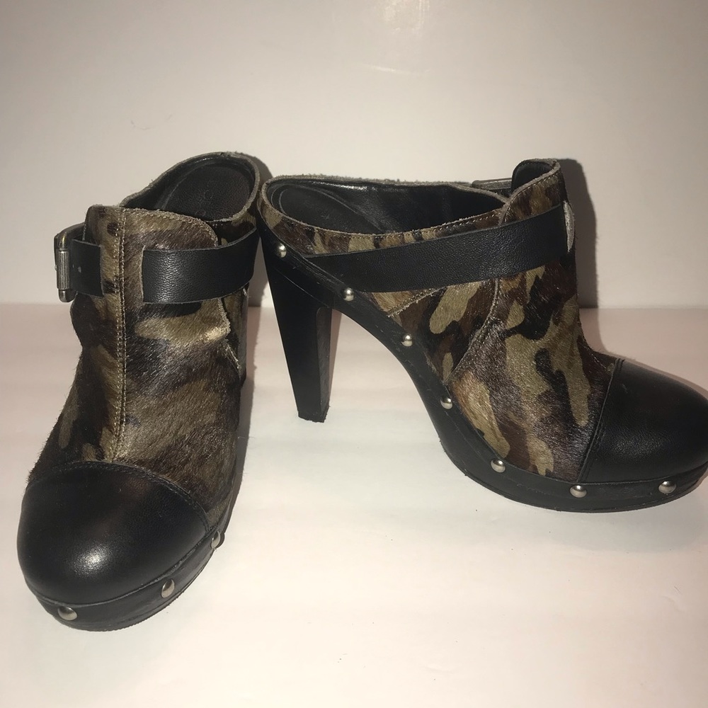 BCBG Size 7 Millard Camo Pony Hair  Mules Studded